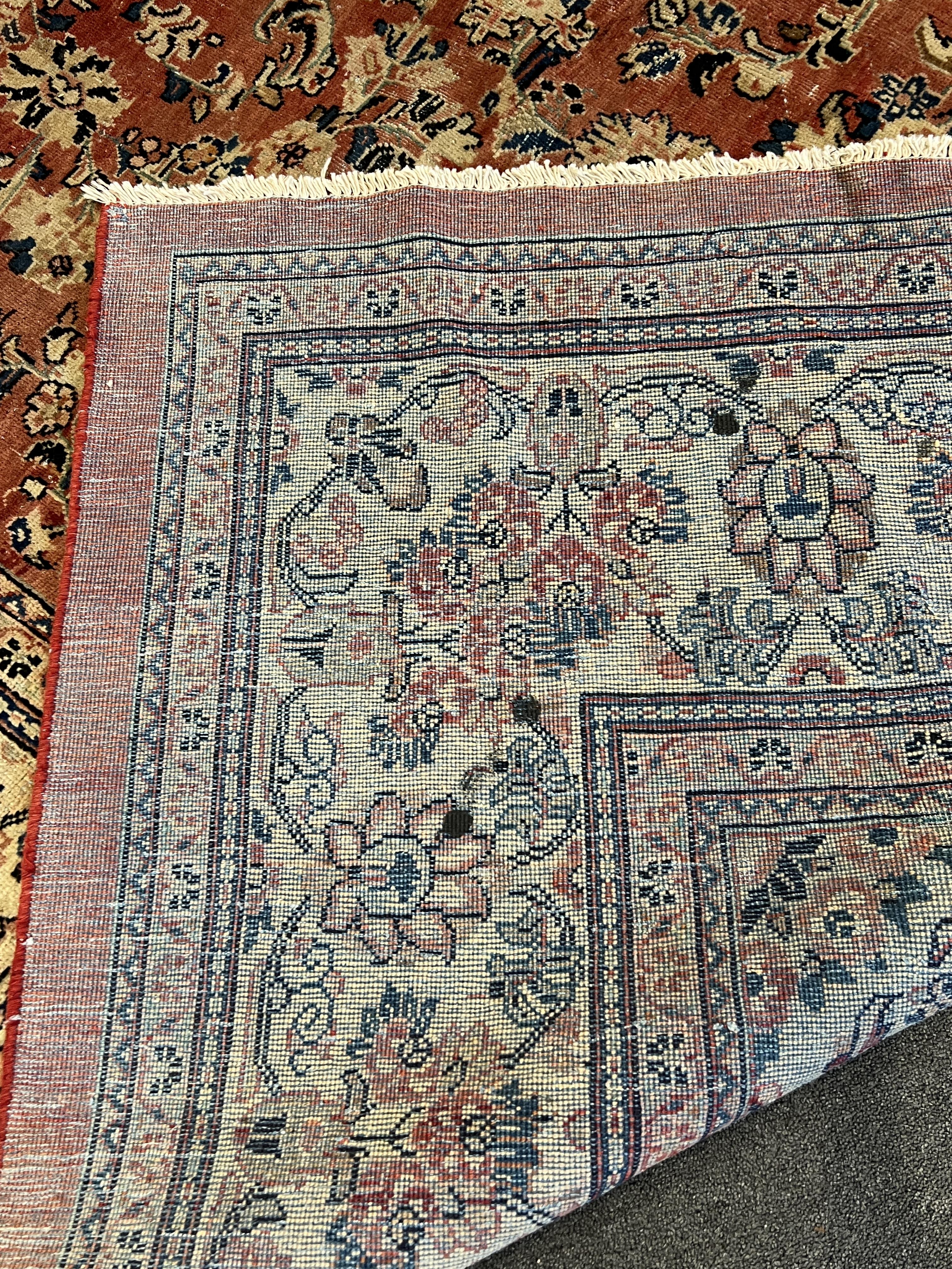 A Sarouk carpet, 430 x 320cm